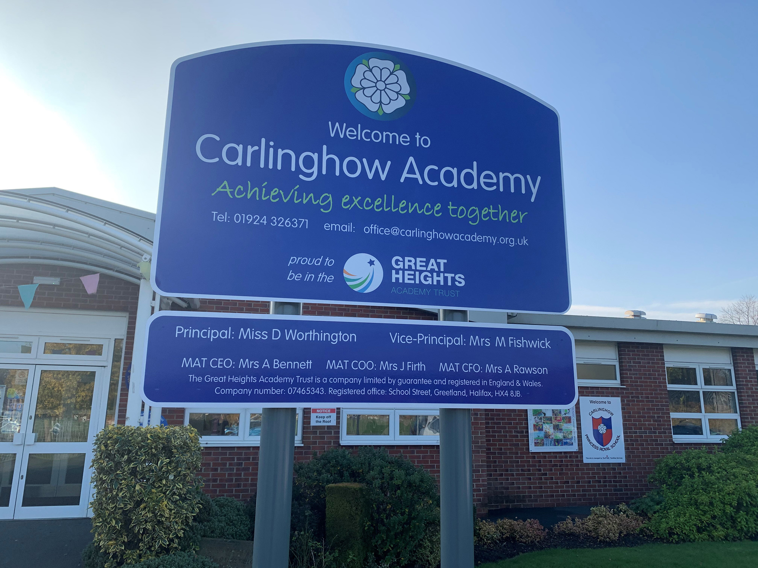 Home - Welcome - Carlinghow Academy